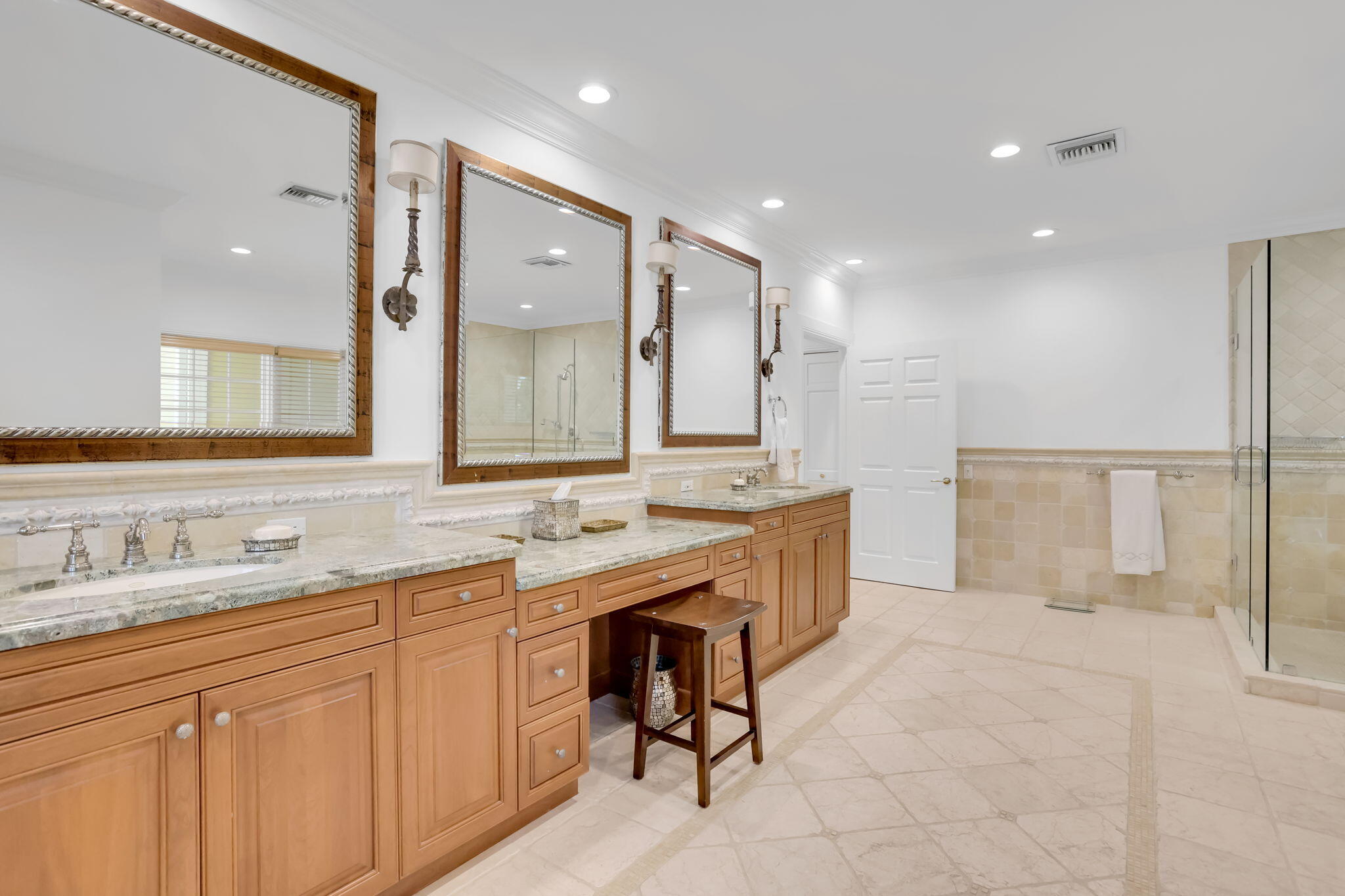 2883 Banyan Boulevard, Boca Raton FL 33431