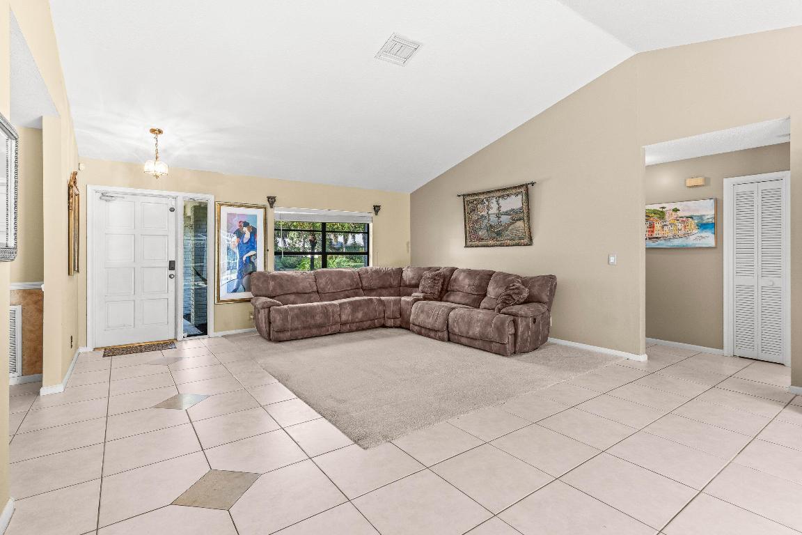 17294 Lake Park, Boca Raton FL 33487