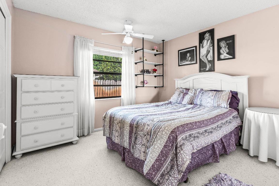 17294 Lake Park, Boca Raton FL 33487