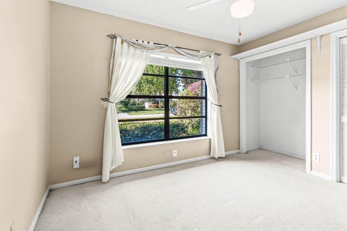17294 Lake Park, Boca Raton FL 33487