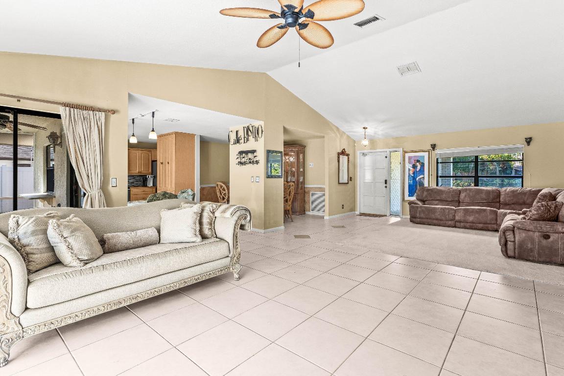 17294 Lake Park, Boca Raton FL 33487