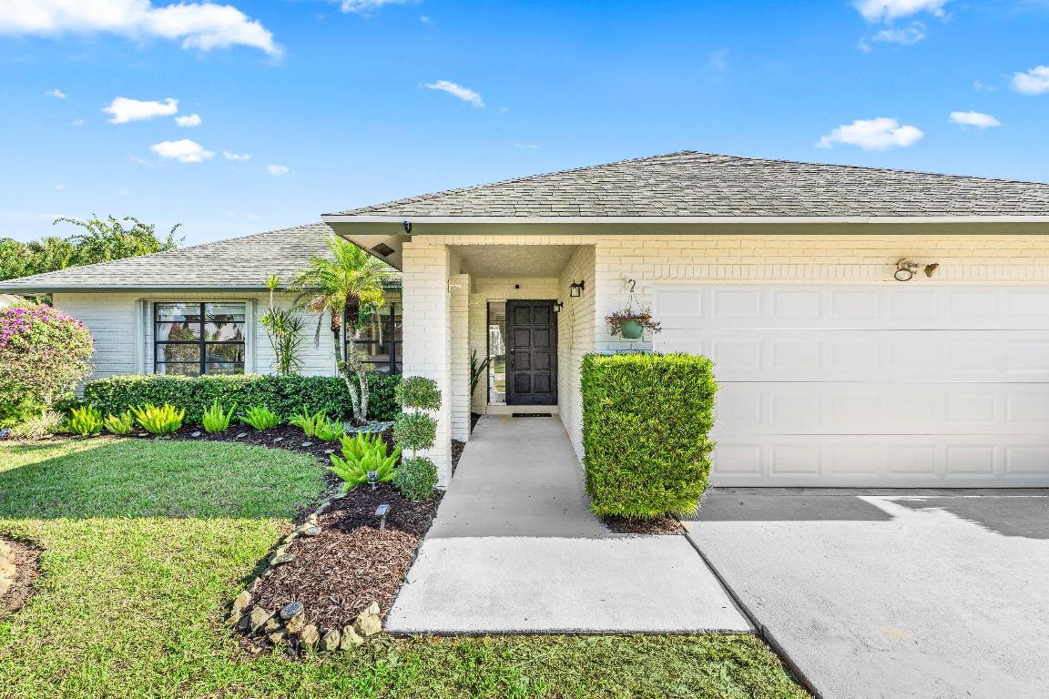 17294 Lake Park, Boca Raton FL 33487