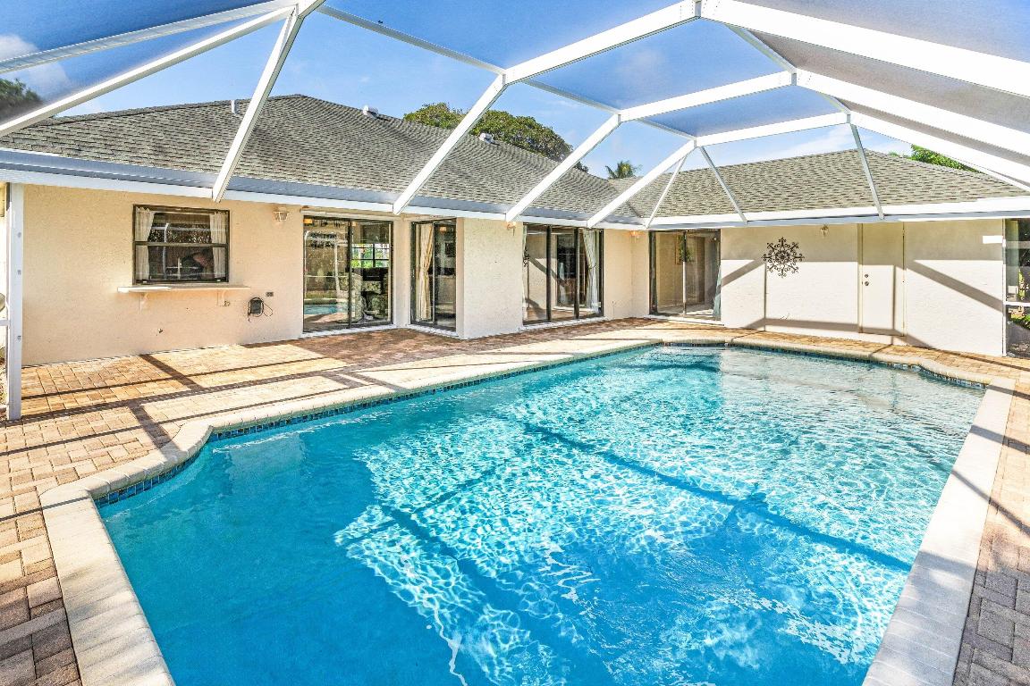 17294 Lake Park, Boca Raton FL 33487