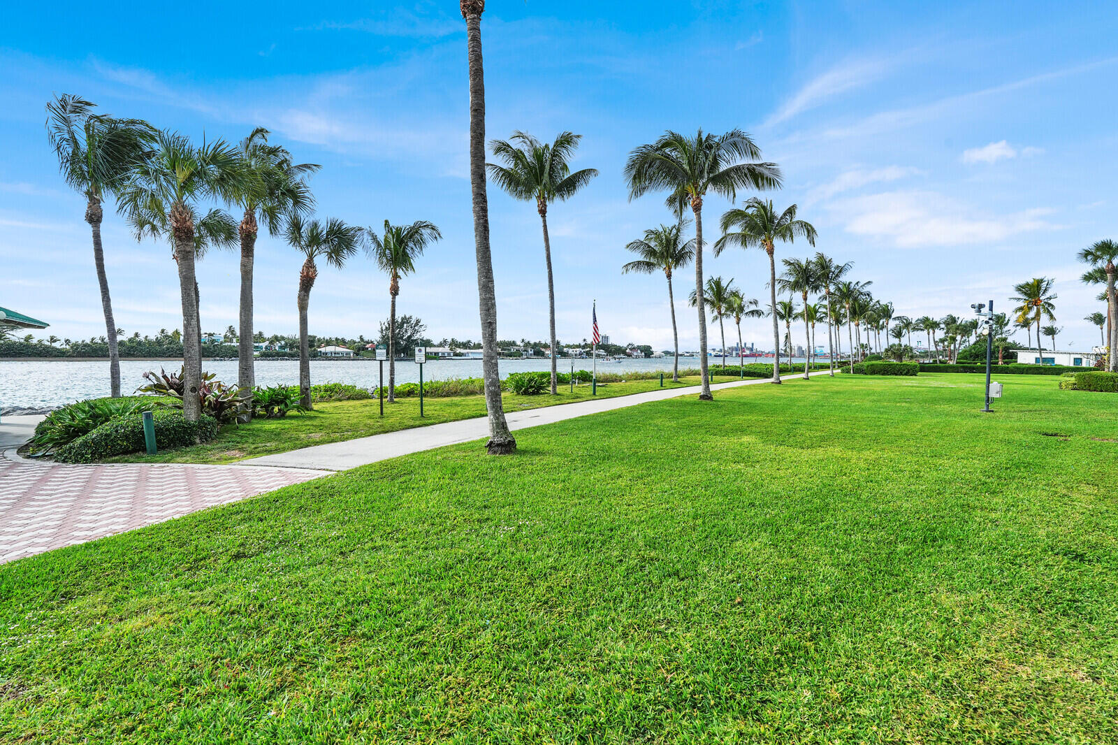 300 Inlet #2, Palm Beach Shores FL 33404