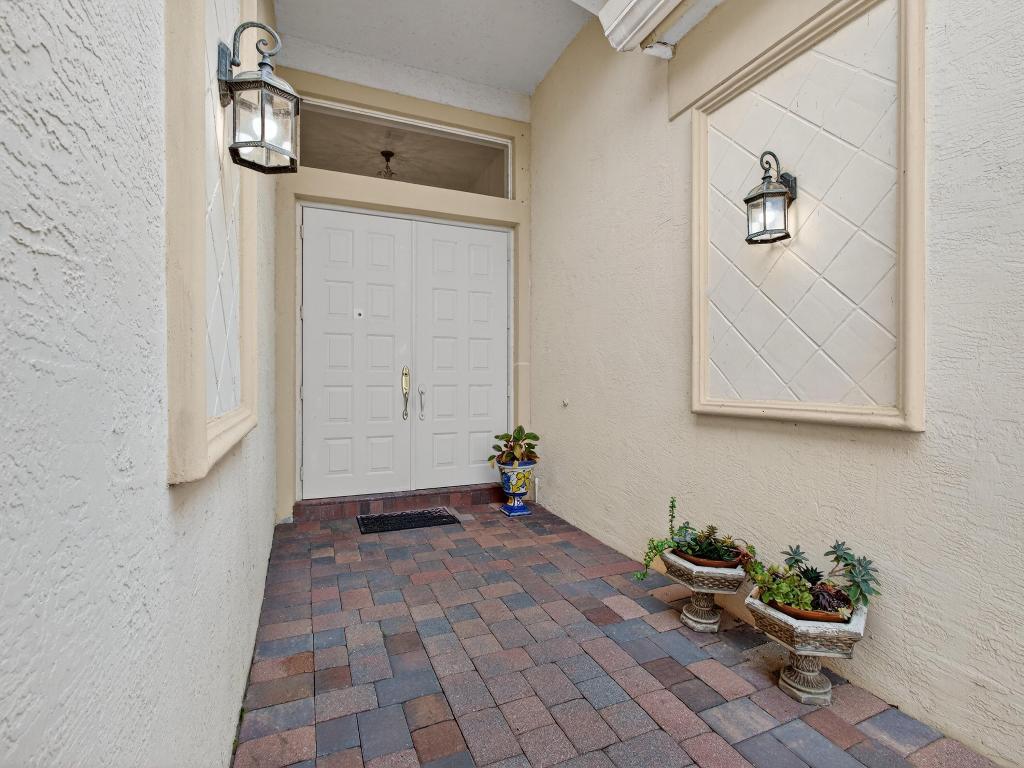 5103 N San Andros, West Palm Beach FL 33411