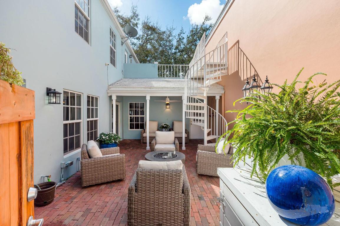 5895 Bartram, Boca Raton FL 33433