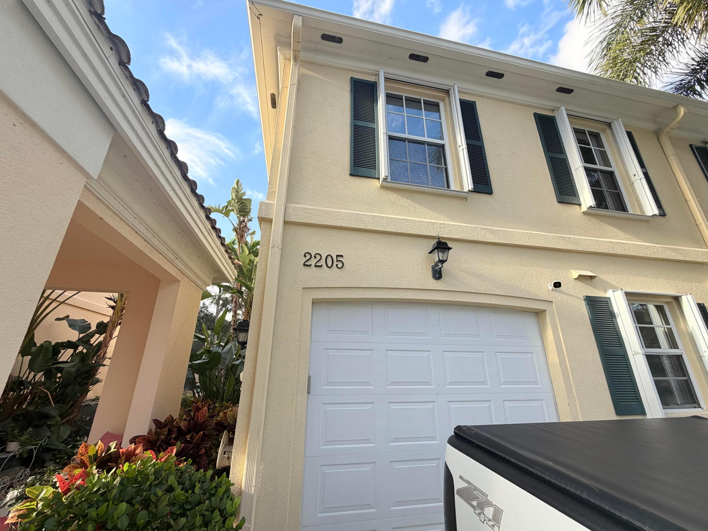 2205 Telogia, West Palm Beach FL 33411
