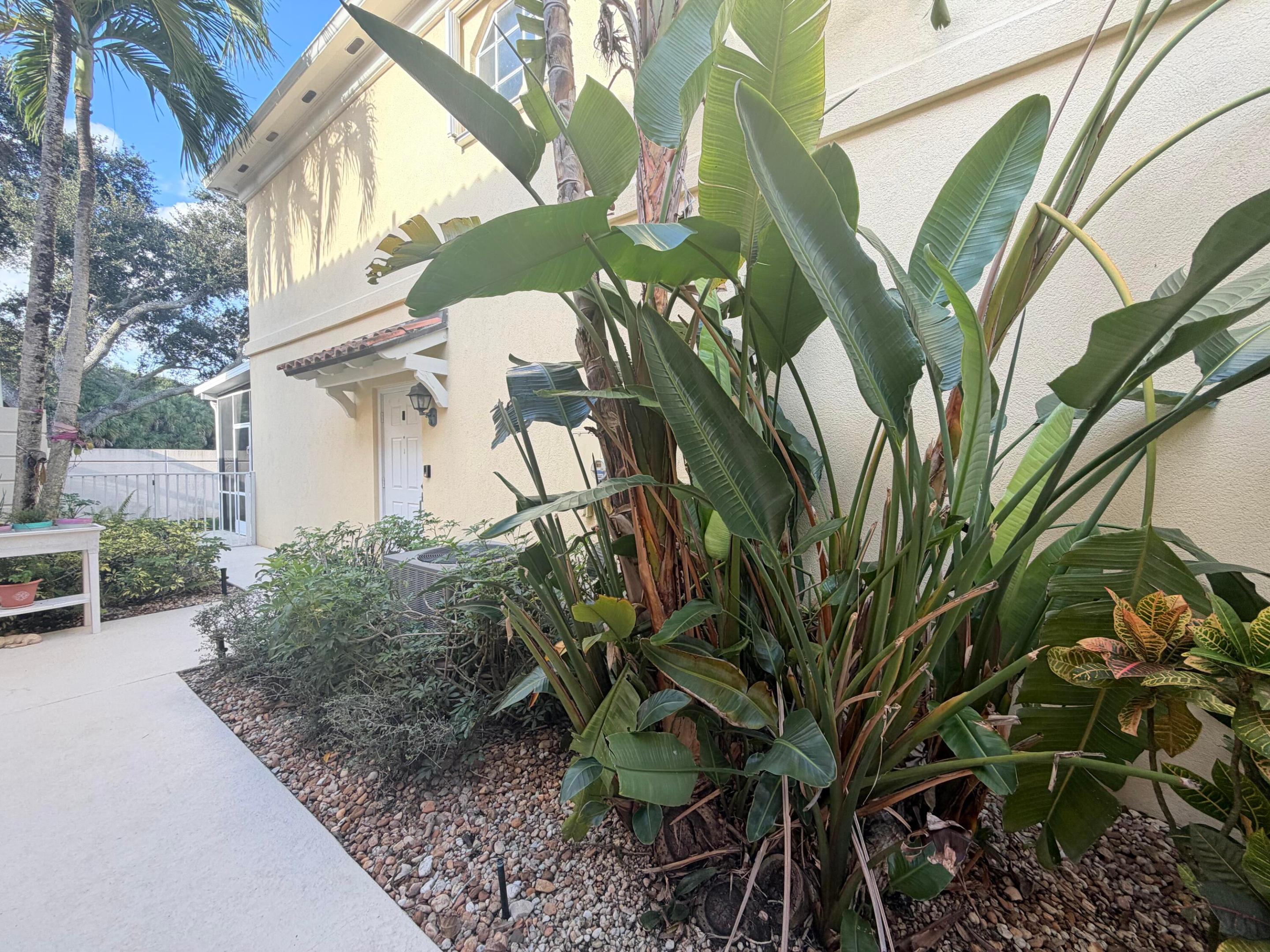 2205 Telogia, West Palm Beach FL 33411