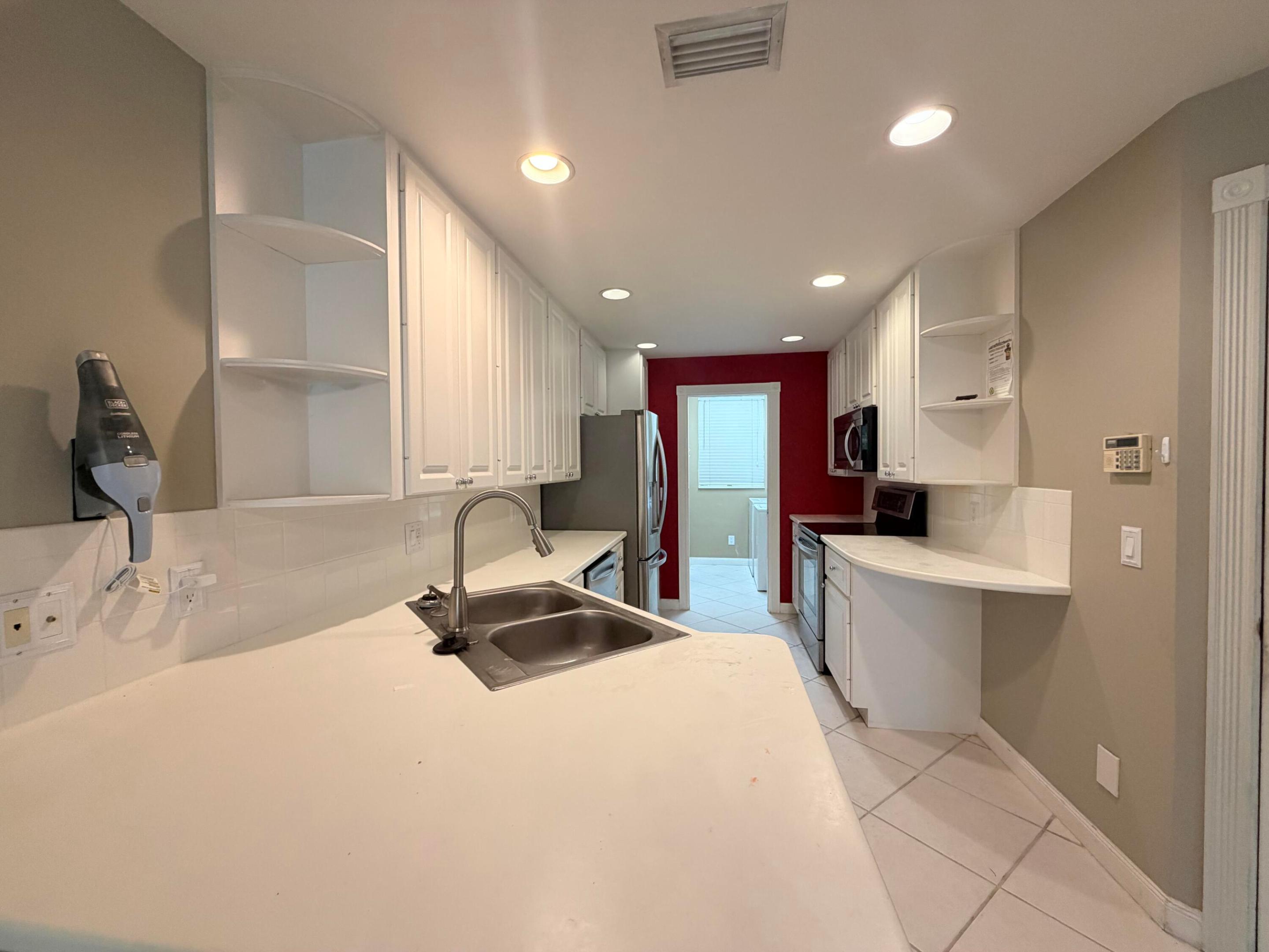 2205 Telogia, West Palm Beach FL 33411