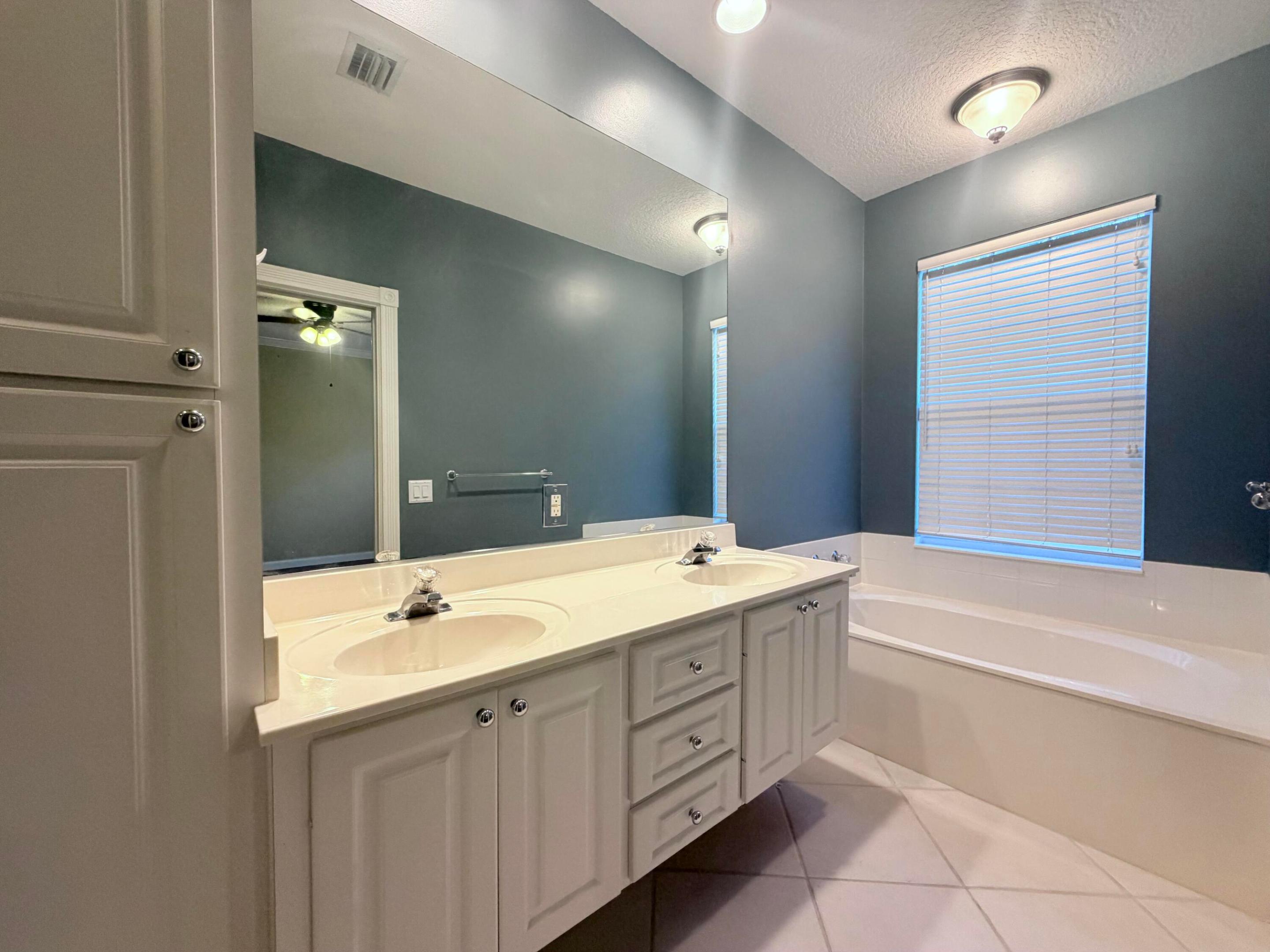 2205 Telogia, West Palm Beach FL 33411