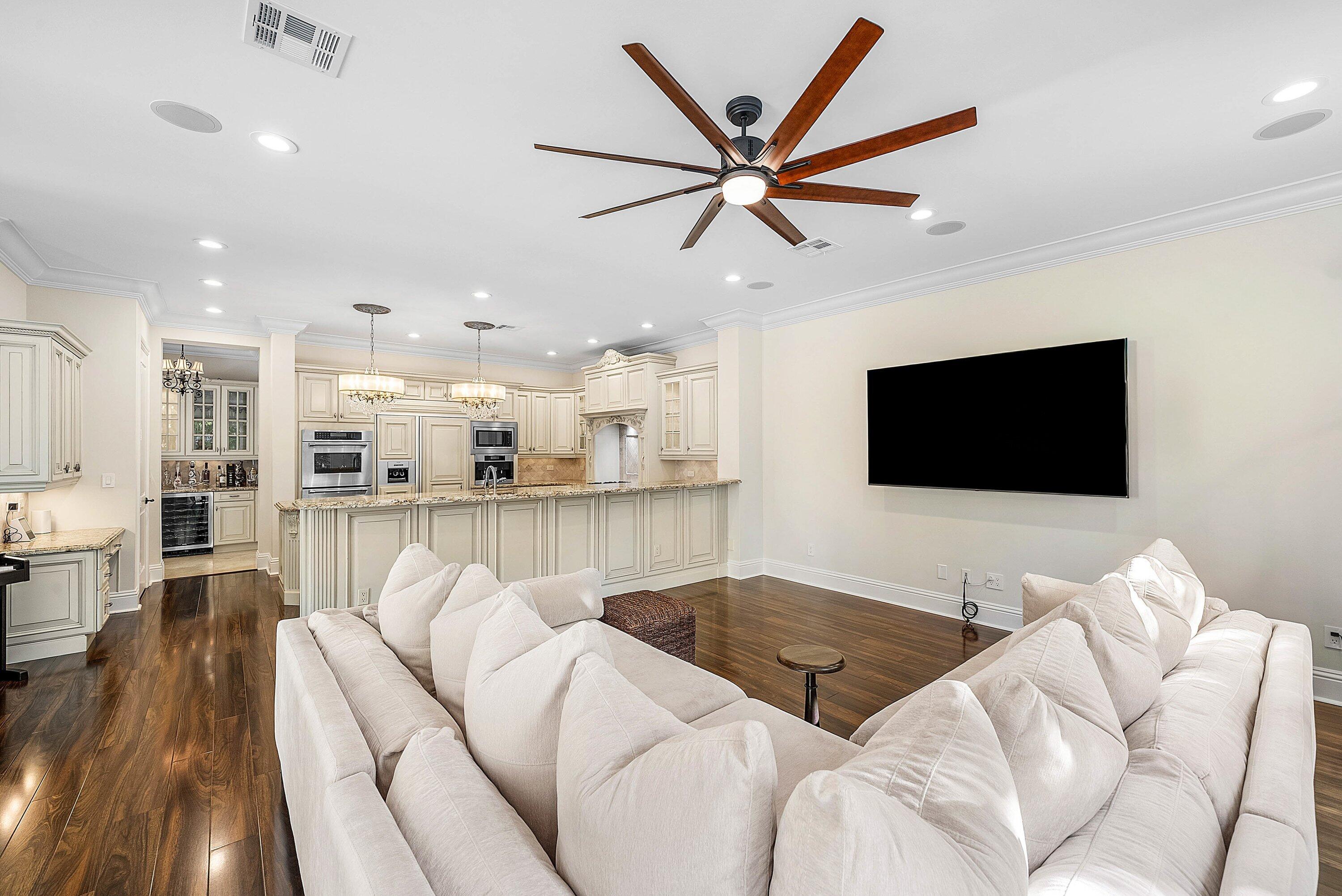 398 NE 7th, Boca Raton FL 33432