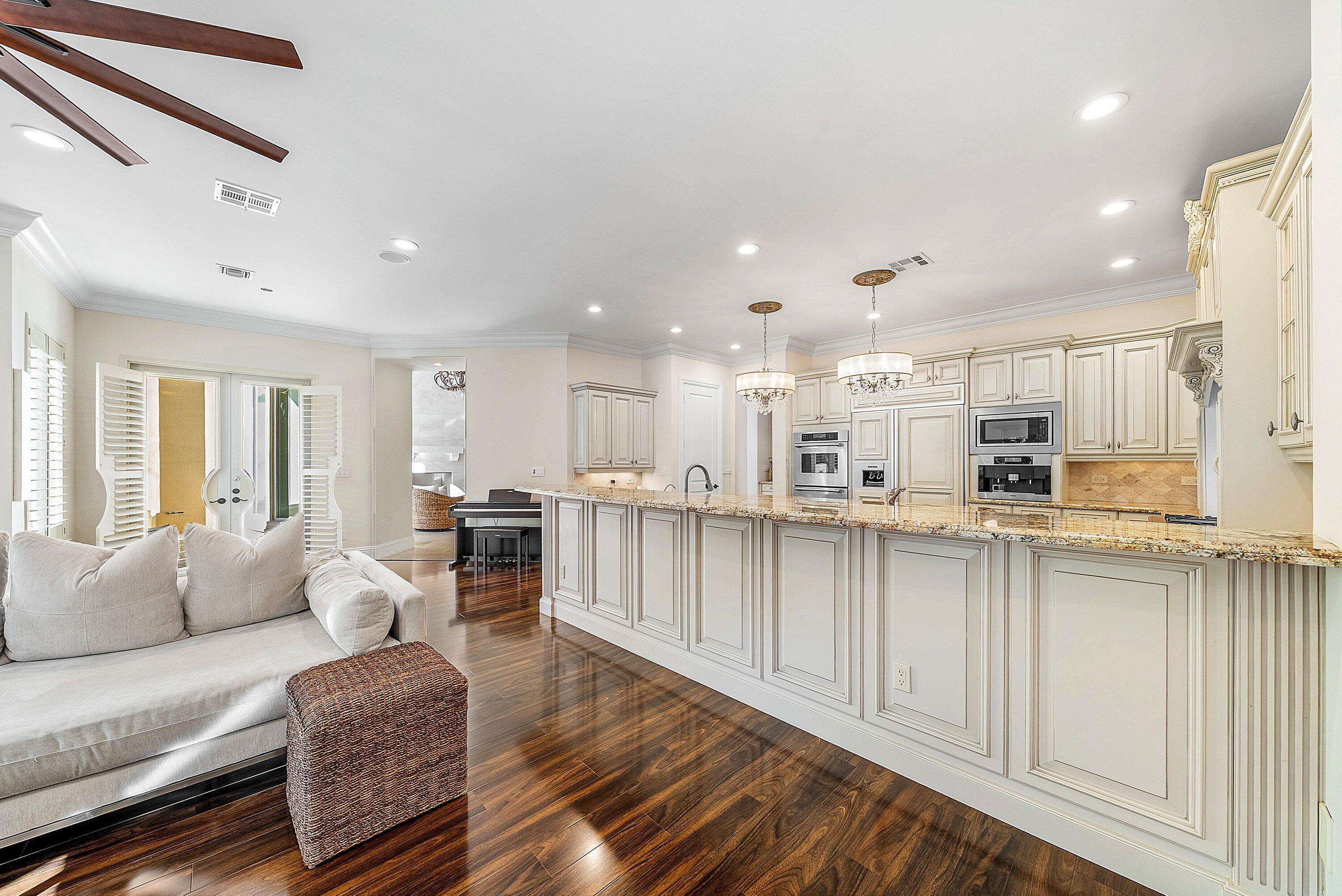 398 NE 7th, Boca Raton FL 33432
