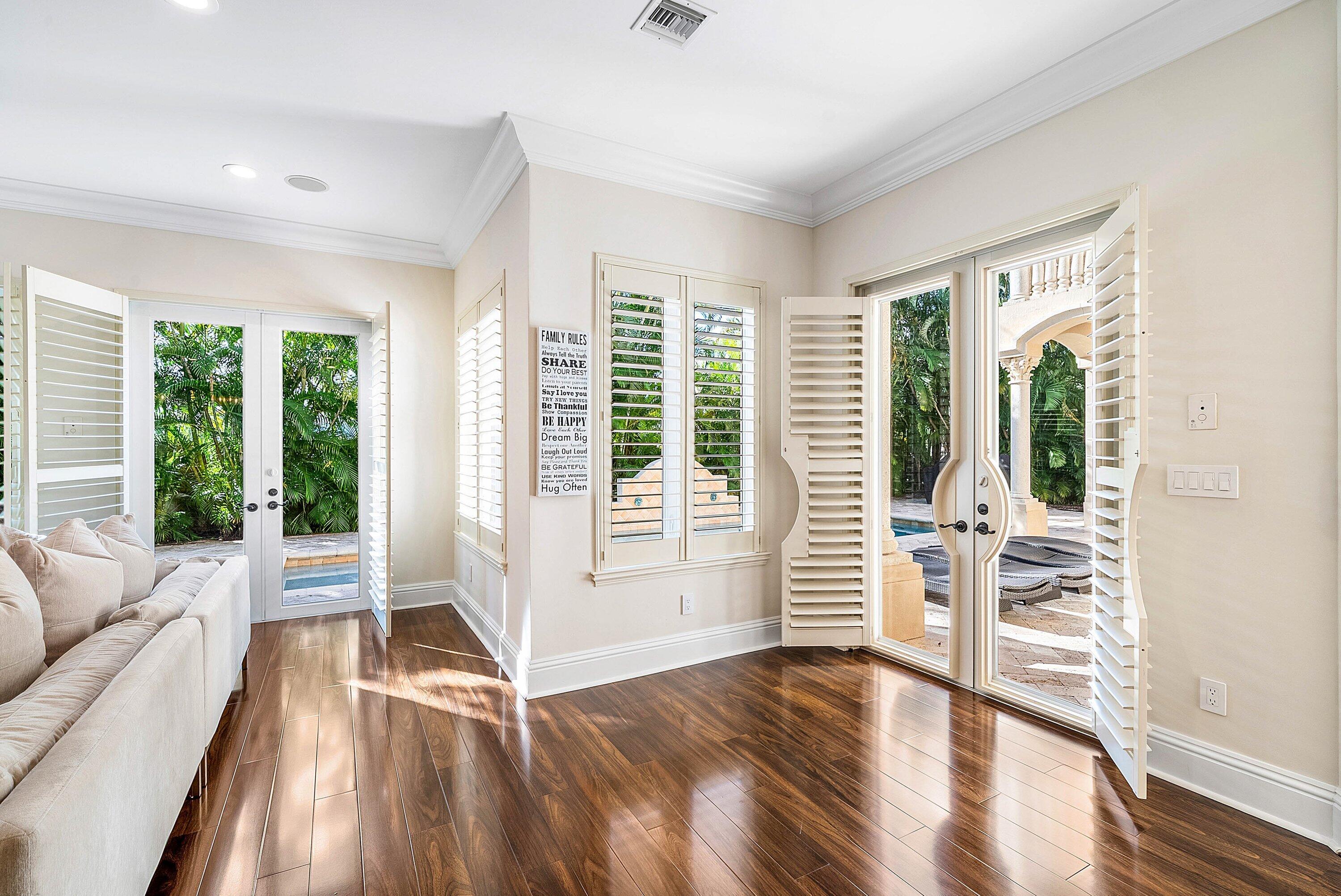 398 NE 7th, Boca Raton FL 33432