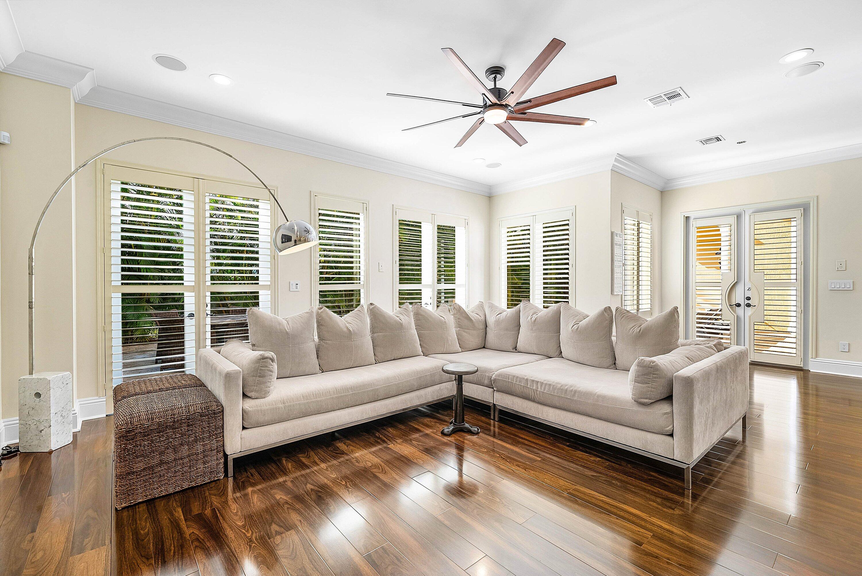 398 NE 7th, Boca Raton FL 33432