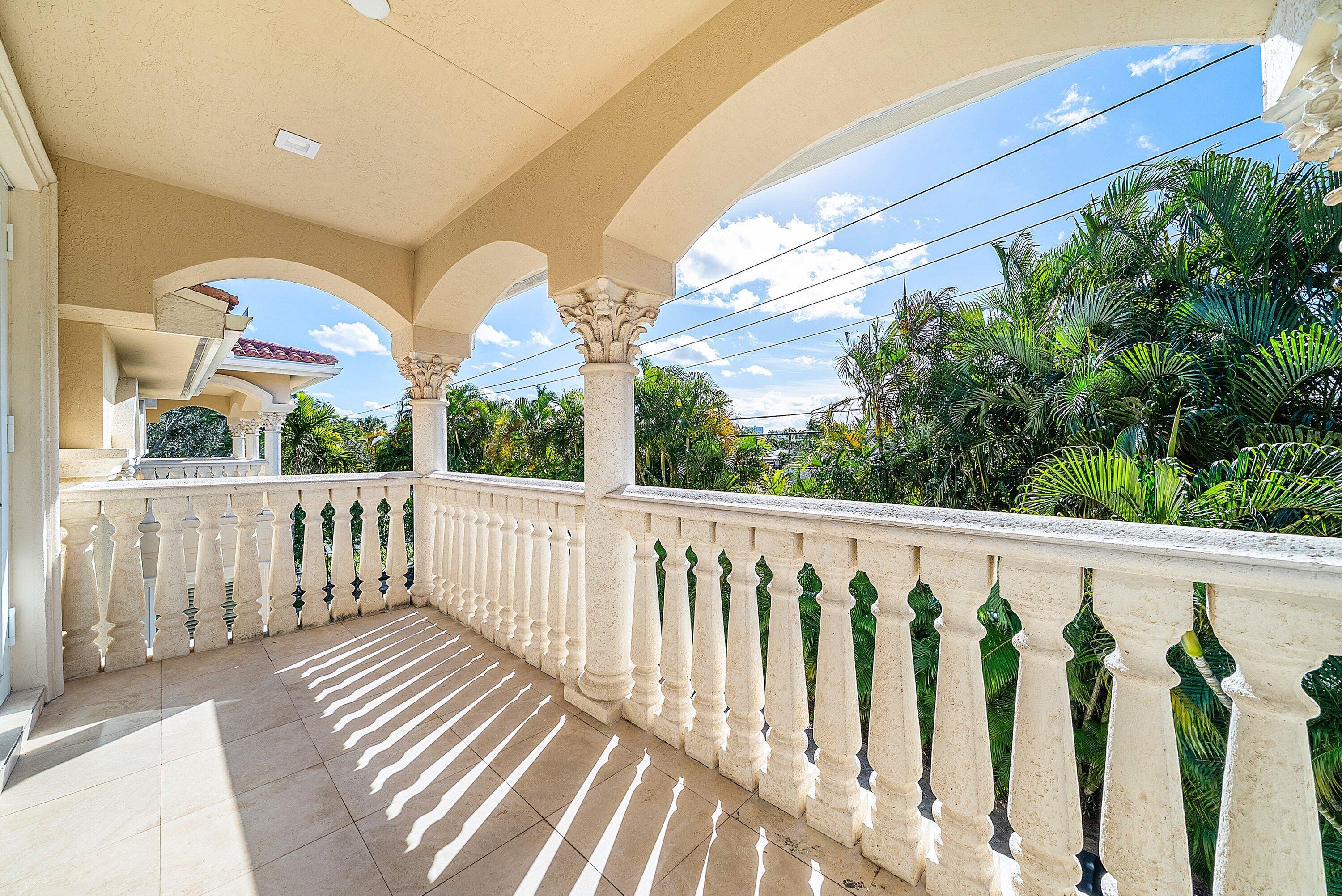 398 NE 7th, Boca Raton FL 33432