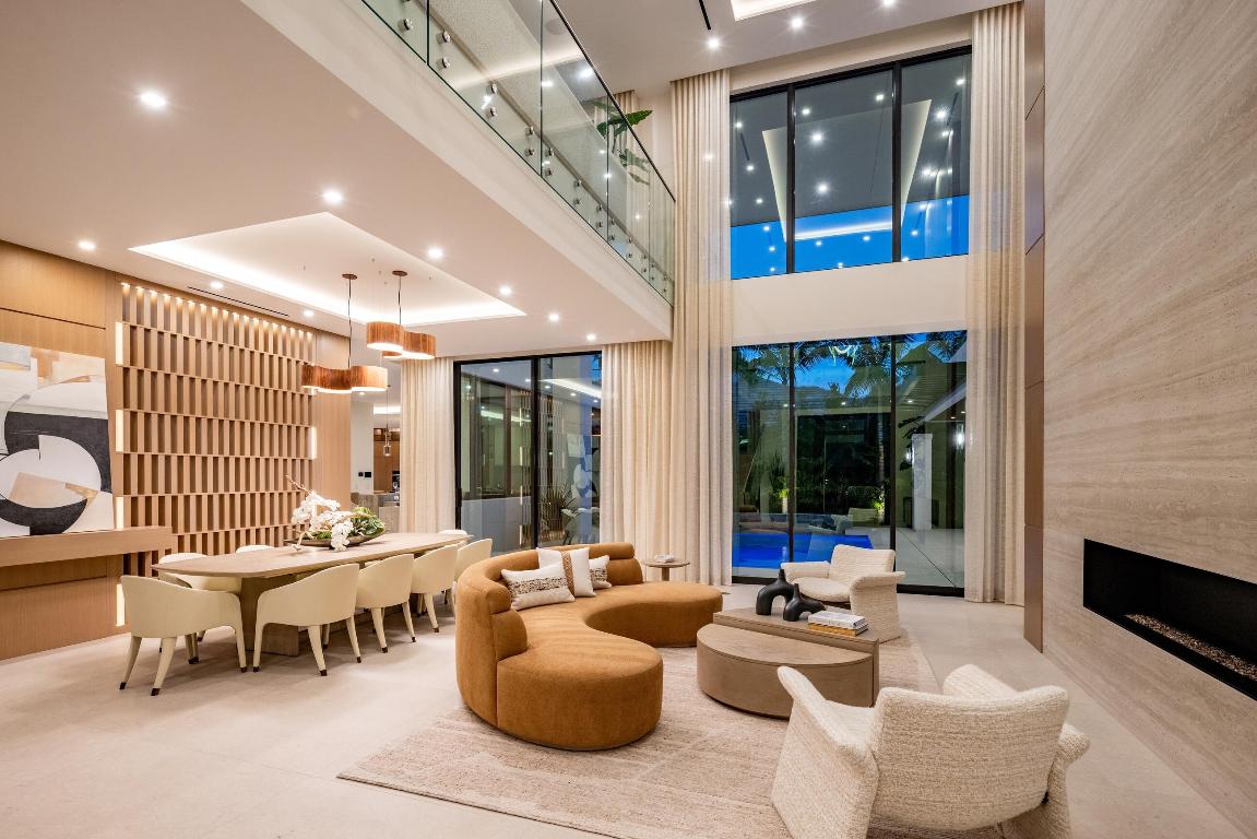 2498 Queen Palm, Boca Raton FL 33432