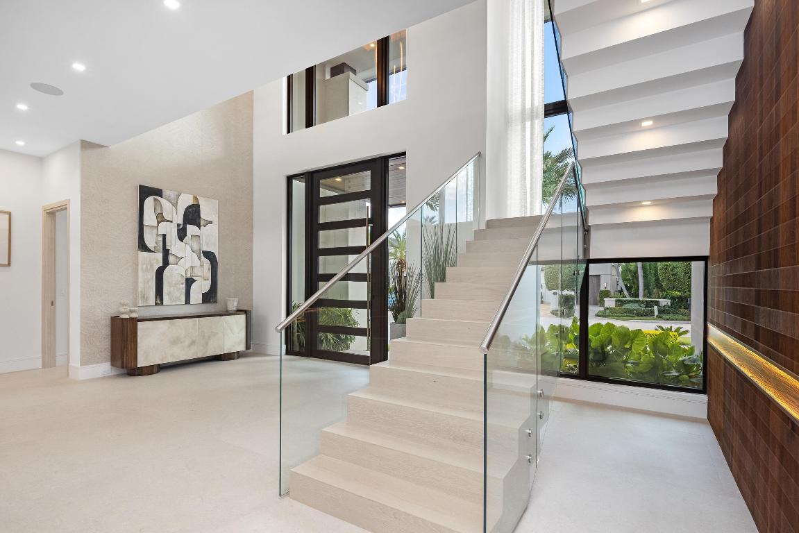 2498 Queen Palm, Boca Raton FL 33432