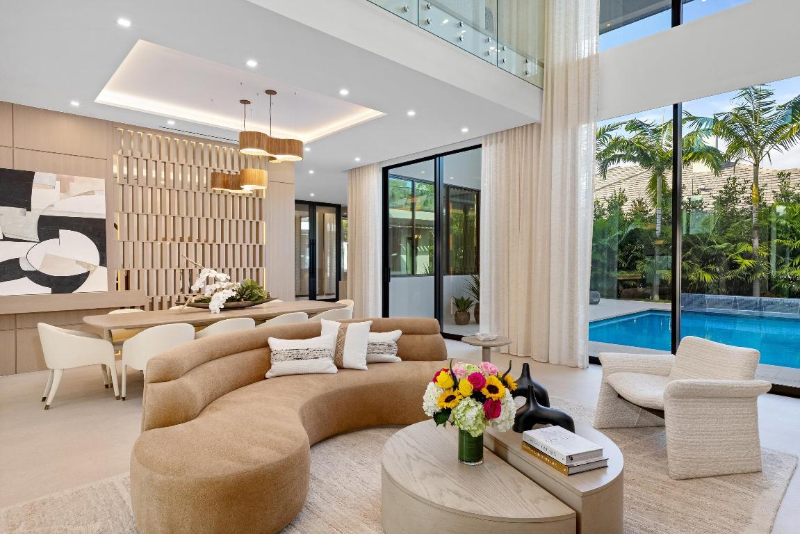 2498 Queen Palm, Boca Raton FL 33432
