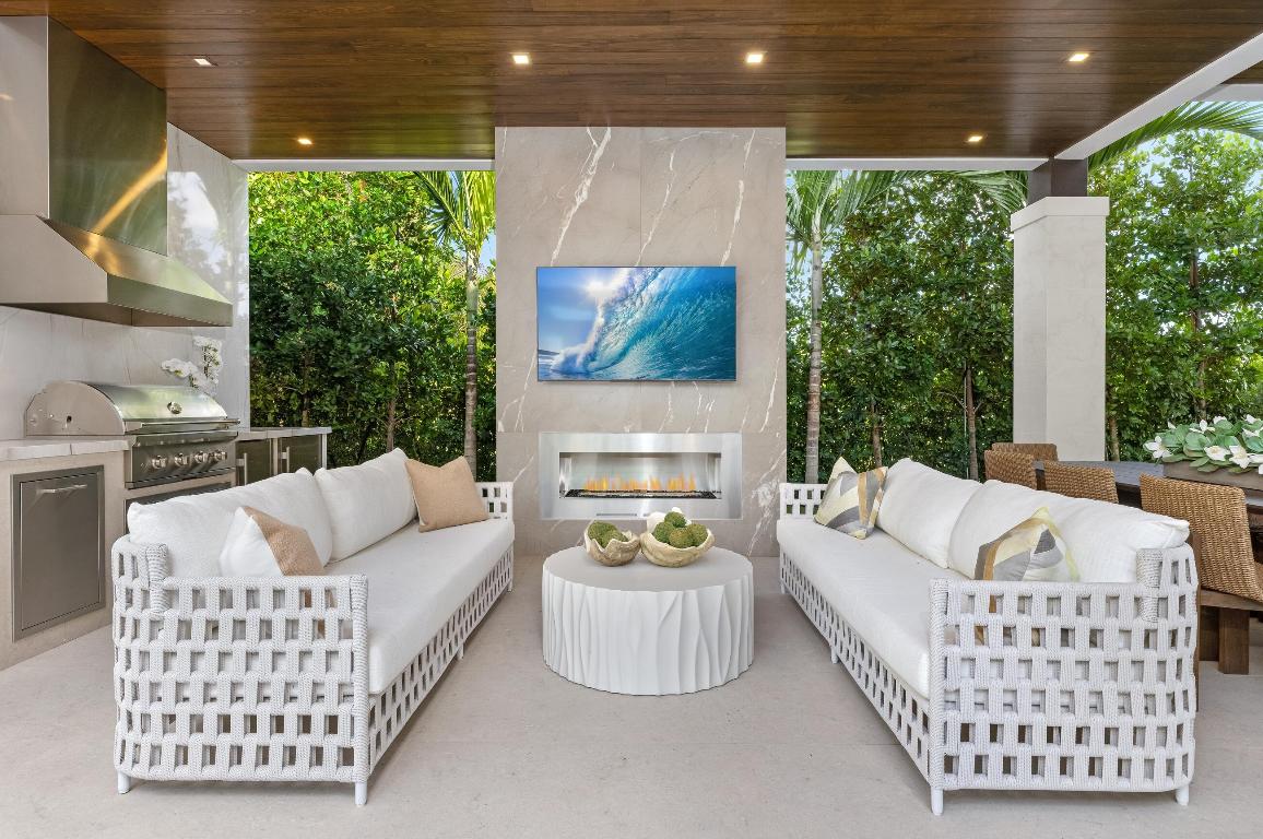 2498 Queen Palm, Boca Raton FL 33432