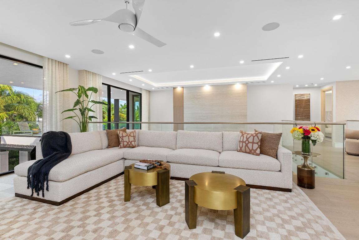 2498 Queen Palm, Boca Raton FL 33432