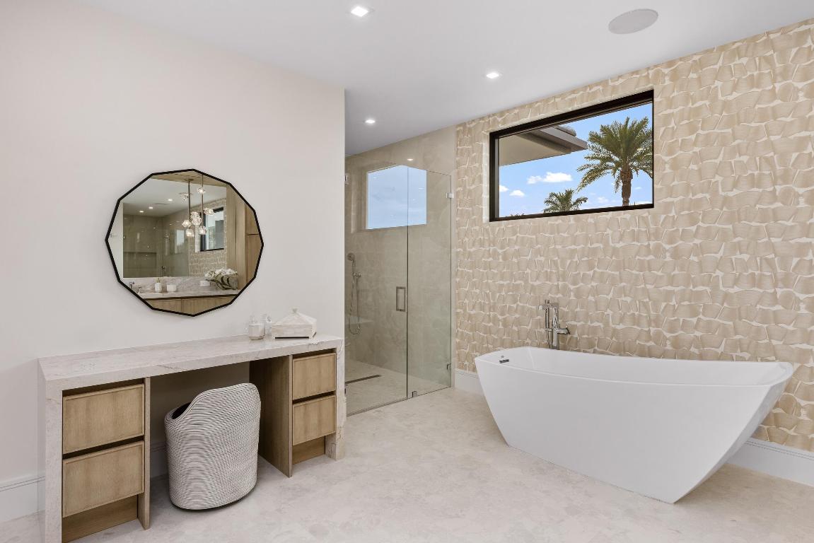 2498 Queen Palm, Boca Raton FL 33432