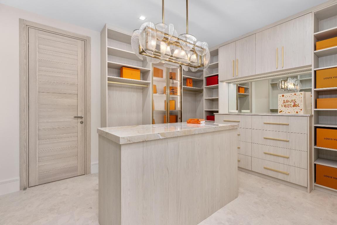 2498 Queen Palm, Boca Raton FL 33432