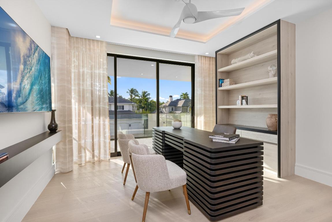 2498 Queen Palm, Boca Raton FL 33432