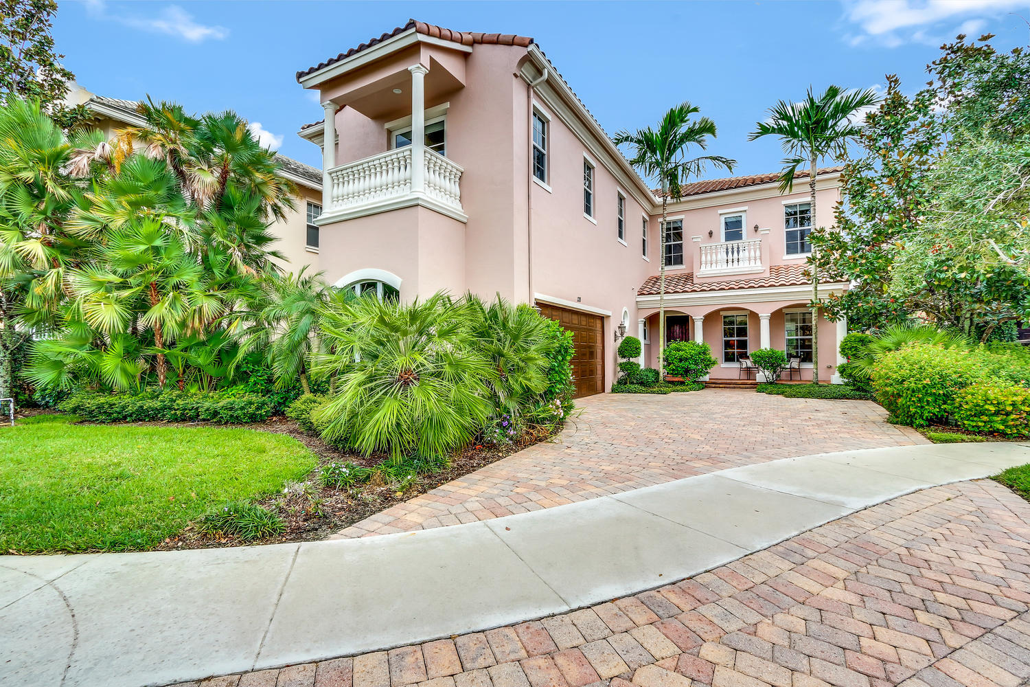 128 Tulip Tree, Jupiter FL 33458