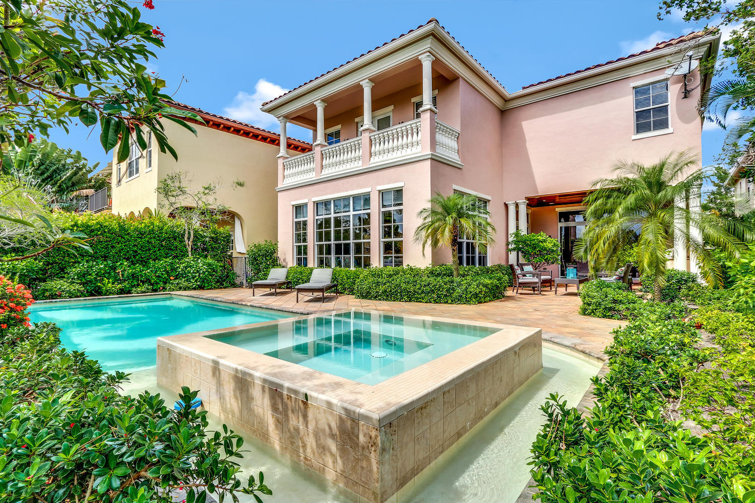 128 Tulip Tree, Jupiter FL 33458