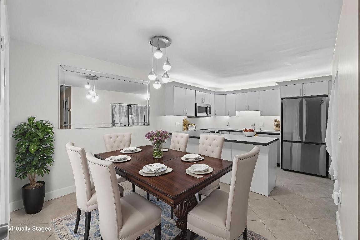 617 6th, Palm Beach Gardens FL 33418