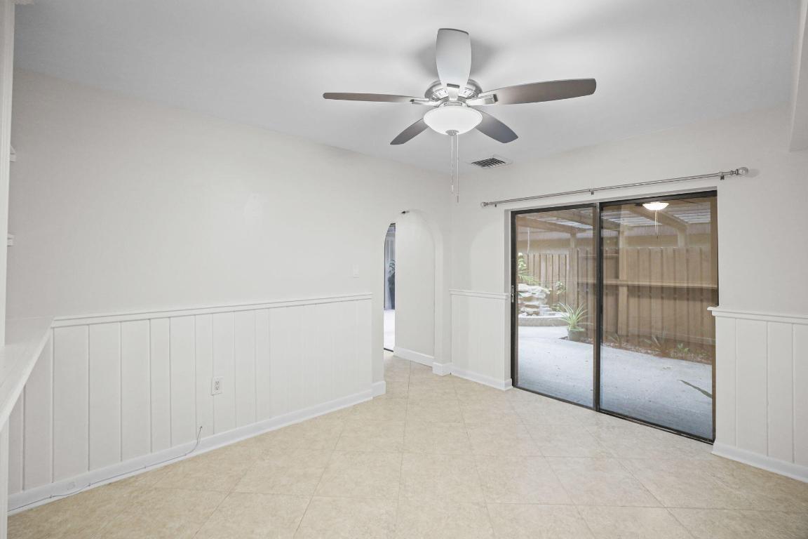 617 6th, Palm Beach Gardens FL 33418