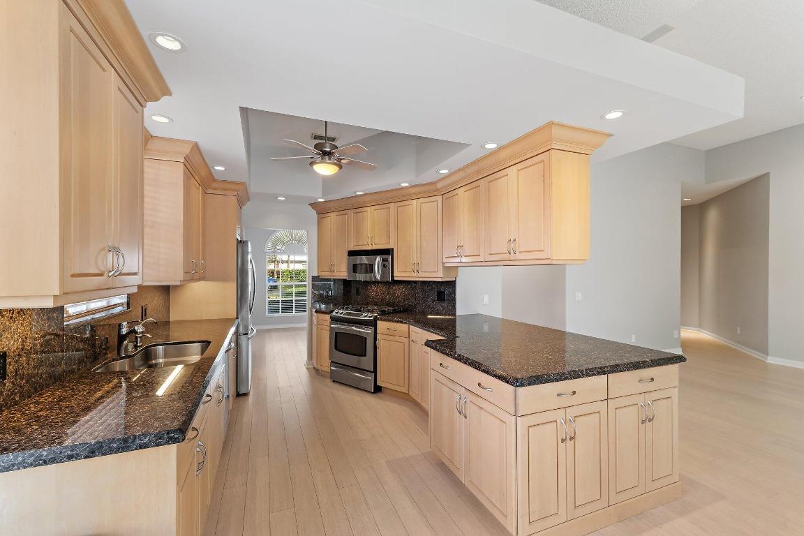 8445 E Garden Oaks, Palm Beach Gardens FL 33410