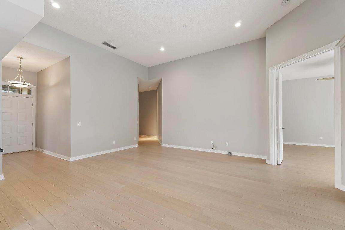 8445 E Garden Oaks, Palm Beach Gardens FL 33410