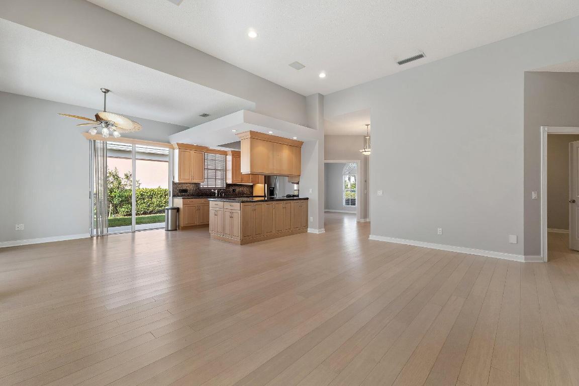 8445 E Garden Oaks, Palm Beach Gardens FL 33410