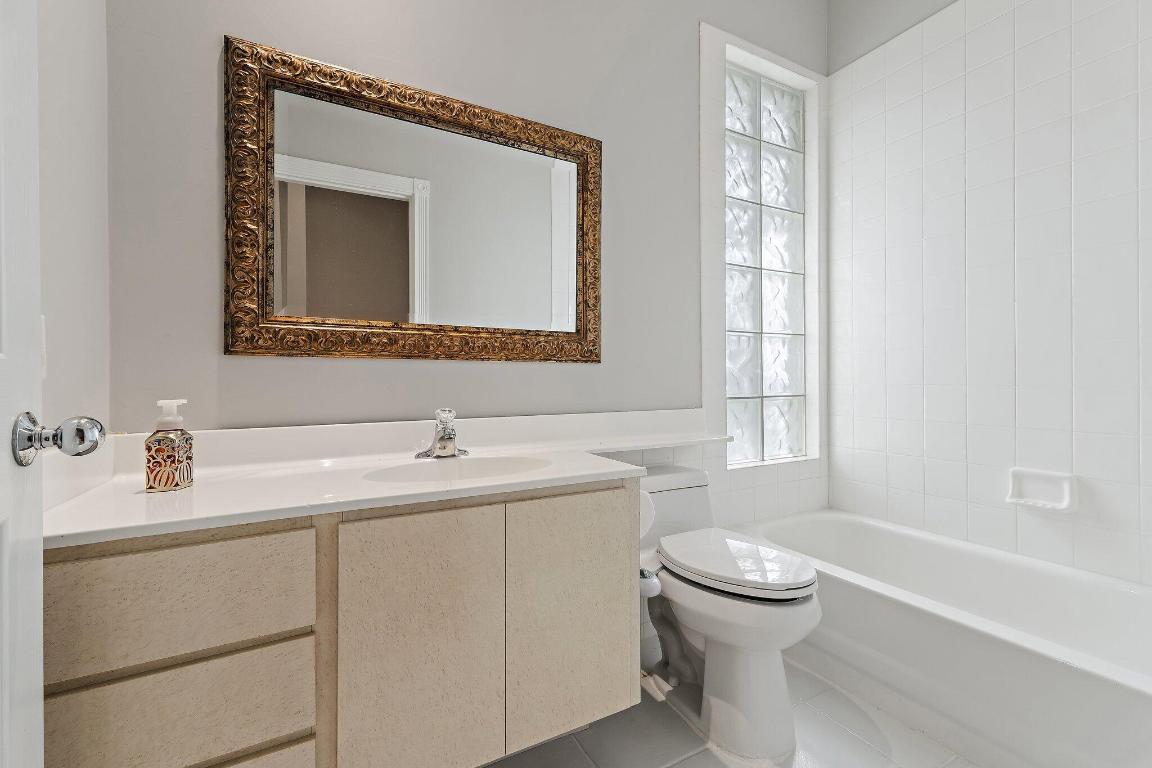 8445 E Garden Oaks, Palm Beach Gardens FL 33410