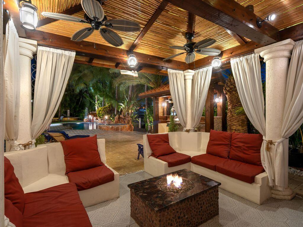 600 Circle, Pompano Beach FL 33062