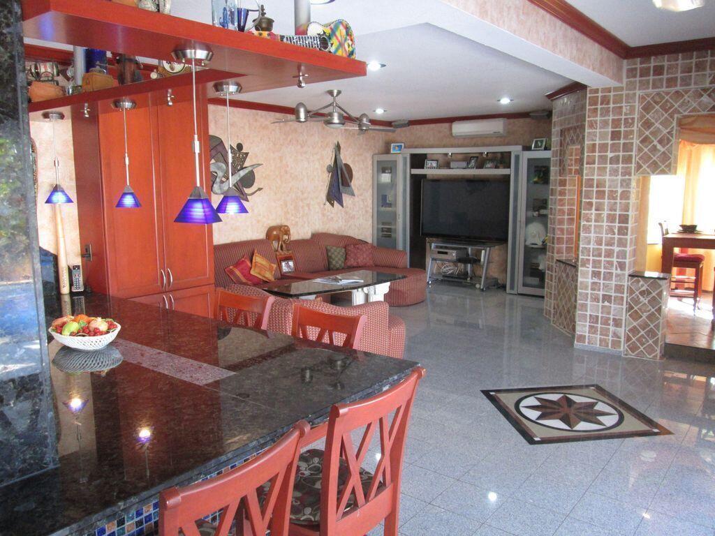 600 Circle, Pompano Beach FL 33062