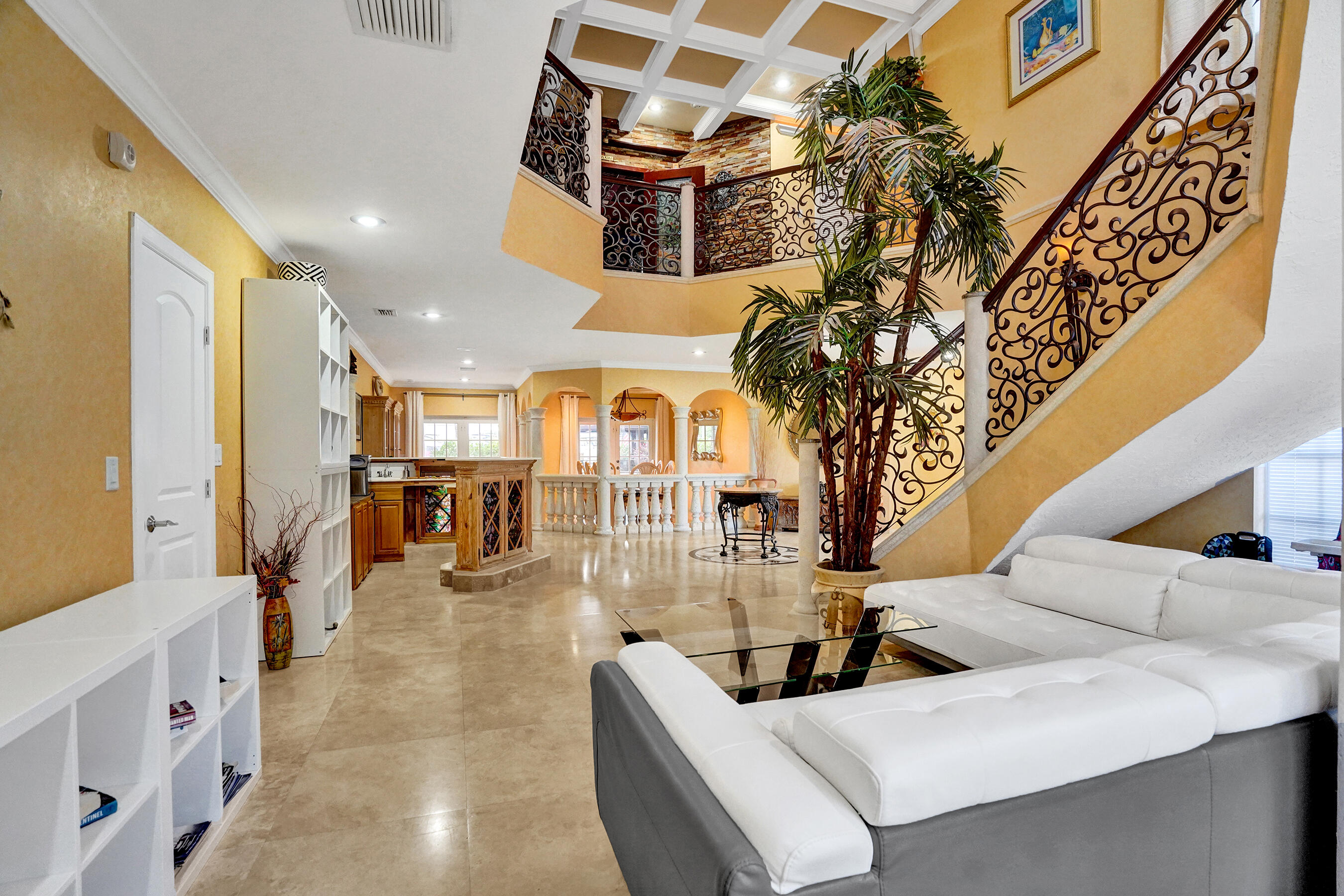 600 Circle, Pompano Beach FL 33062