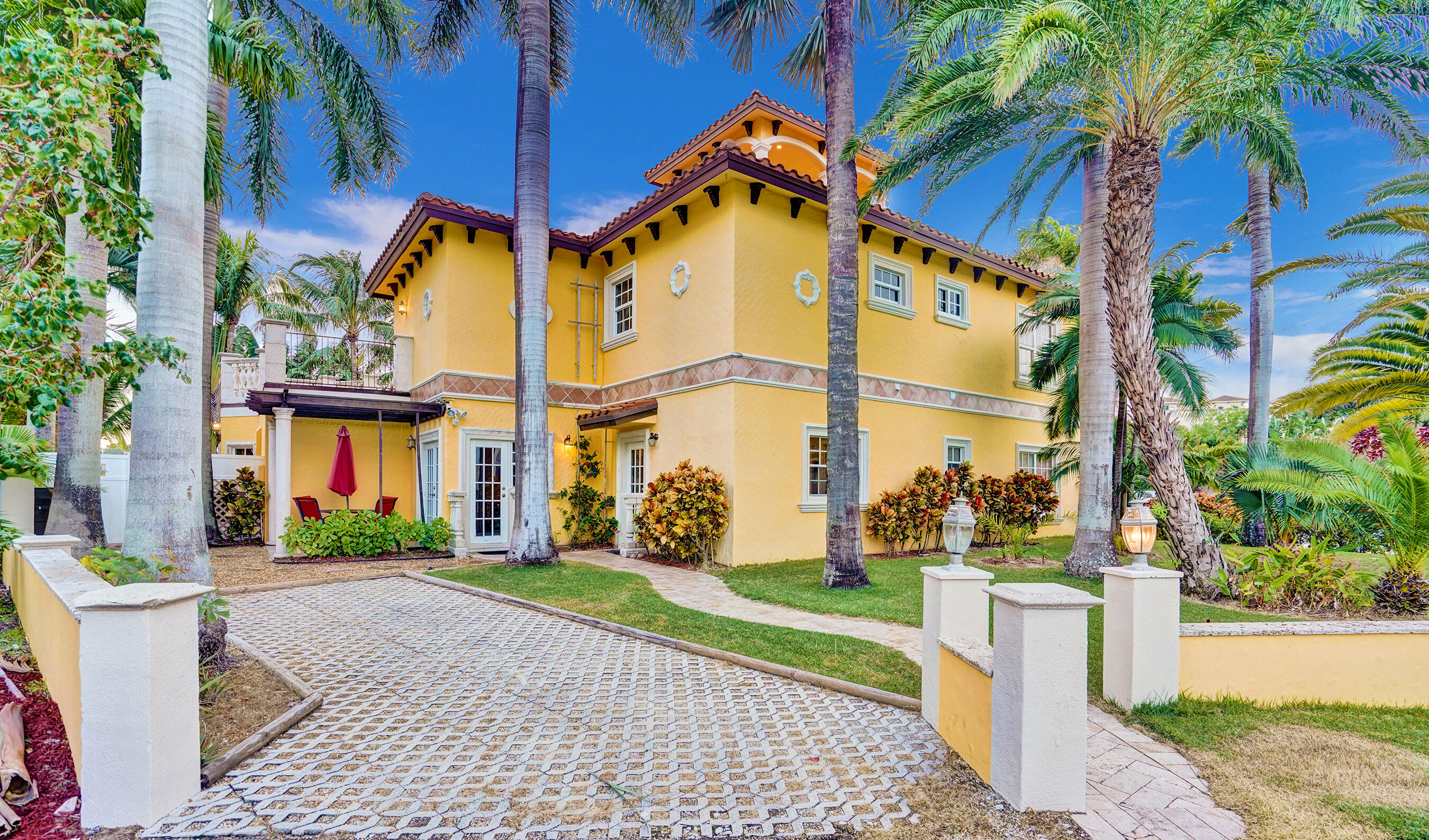600 Circle, Pompano Beach FL 33062