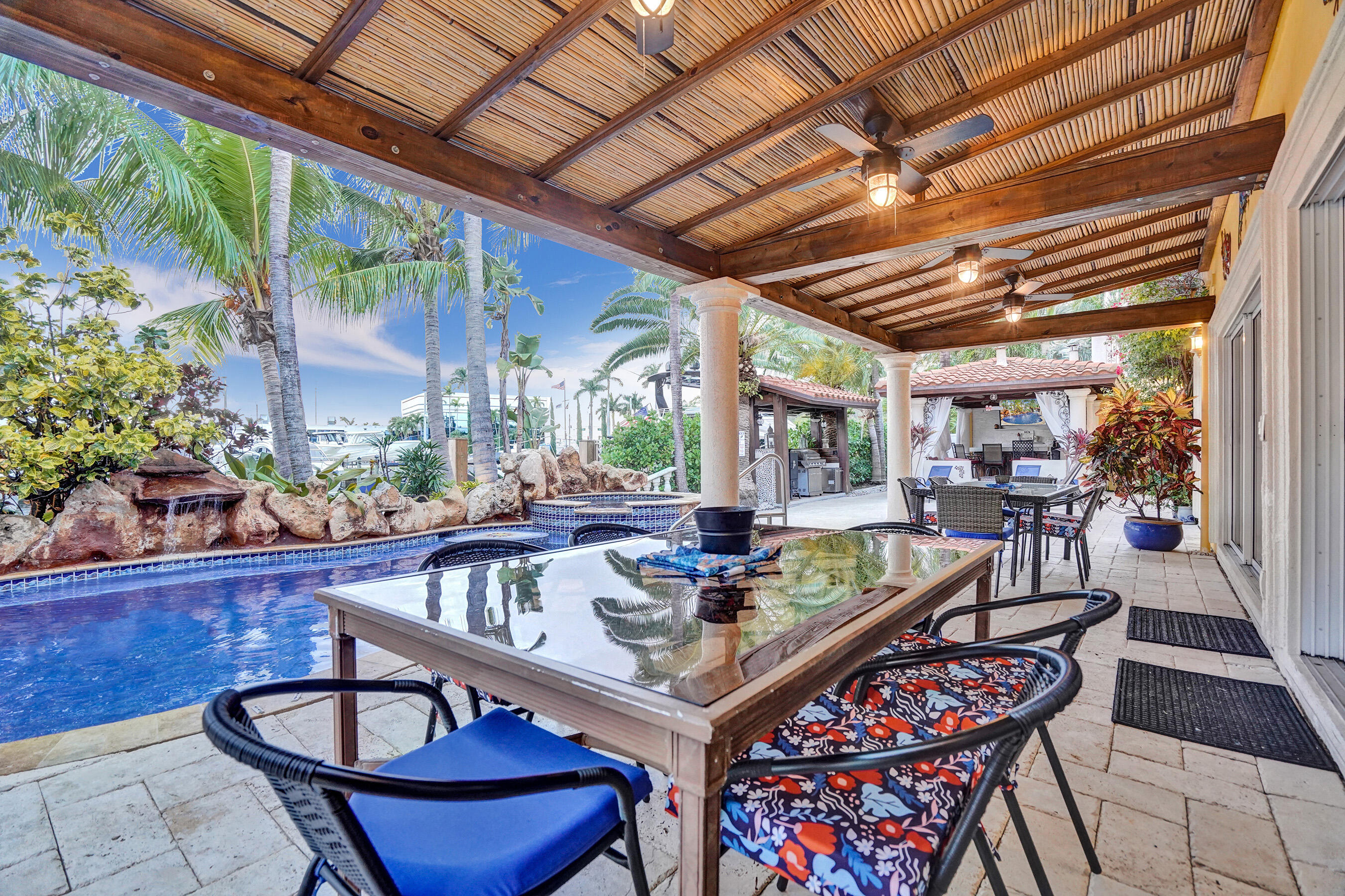 600 Circle, Pompano Beach FL 33062