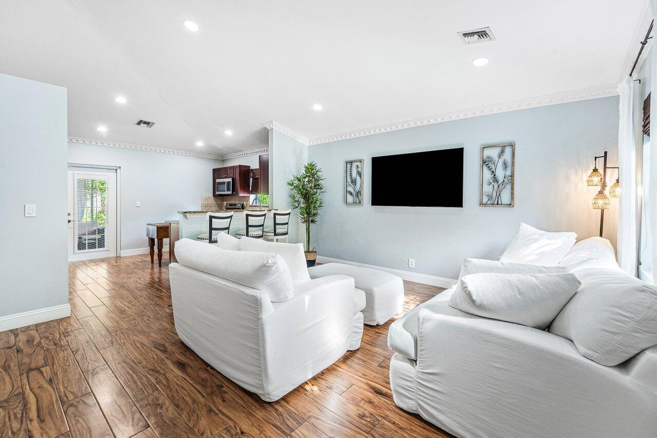 5418 Club, Haverhill FL 33415