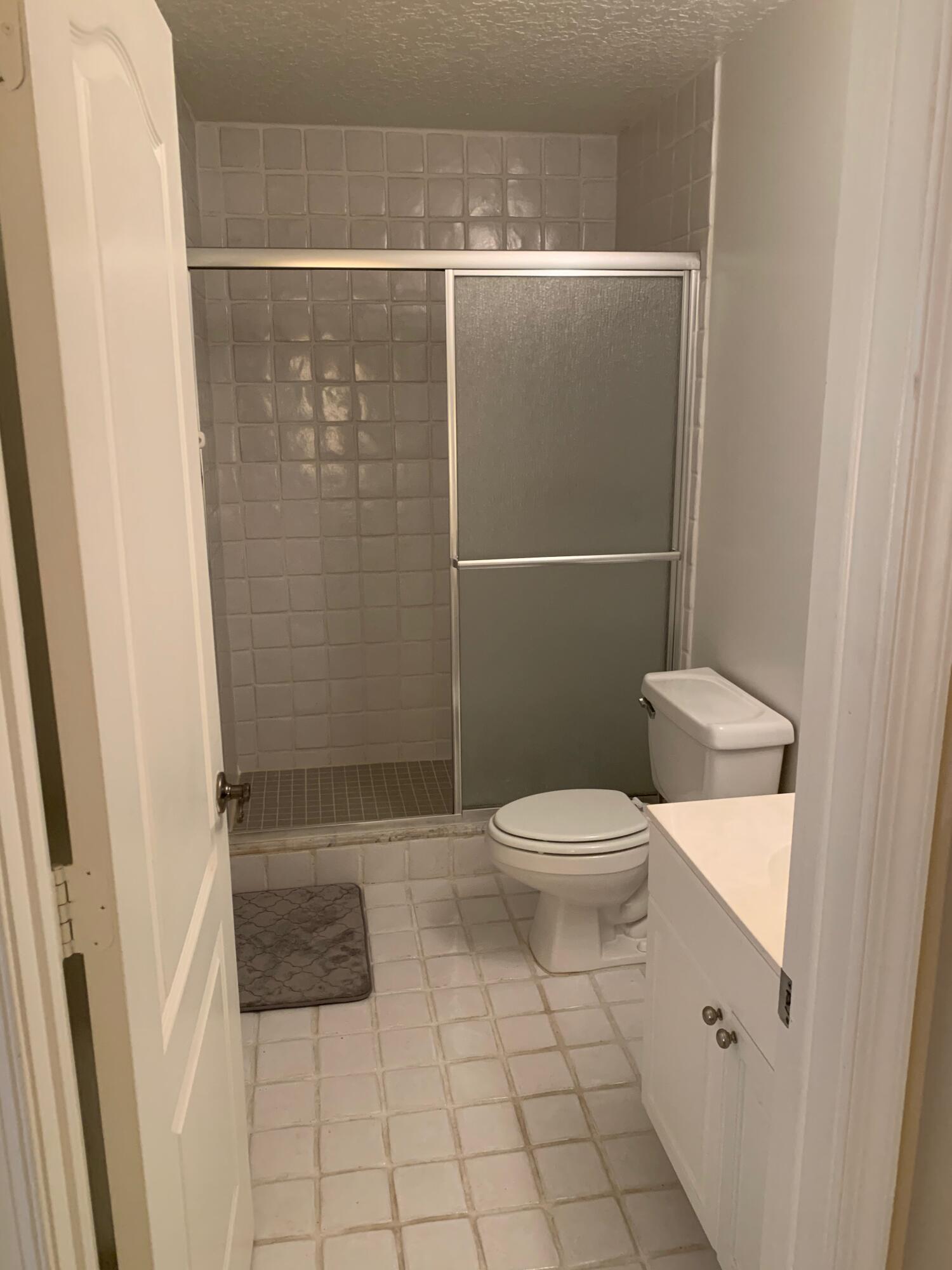 49 Uno Lago, Juno Beach FL 33408