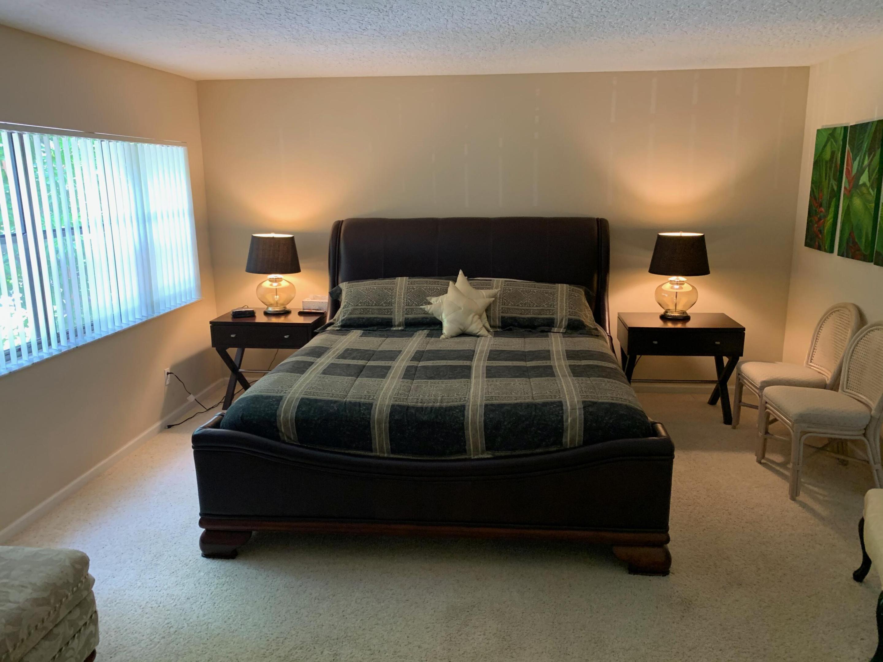 49 Uno Lago, Juno Beach FL 33408