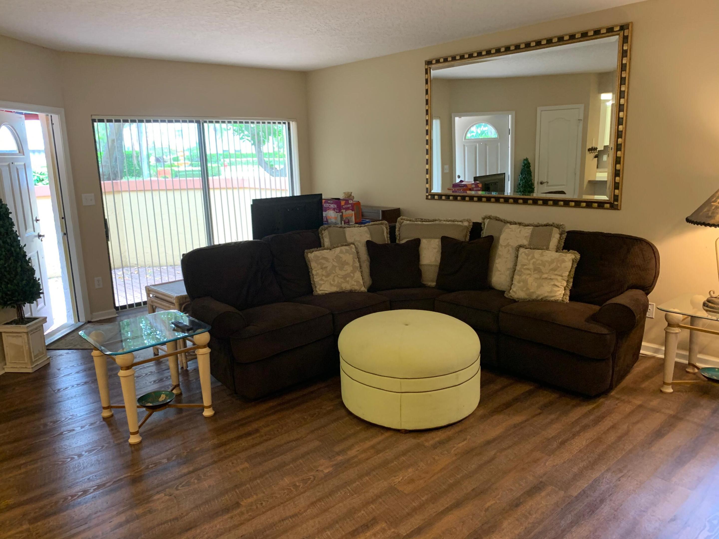 49 Uno Lago, Juno Beach FL 33408