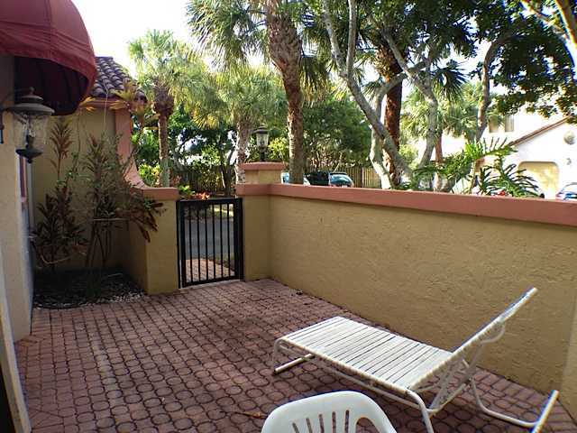 49 Uno Lago, Juno Beach FL 33408