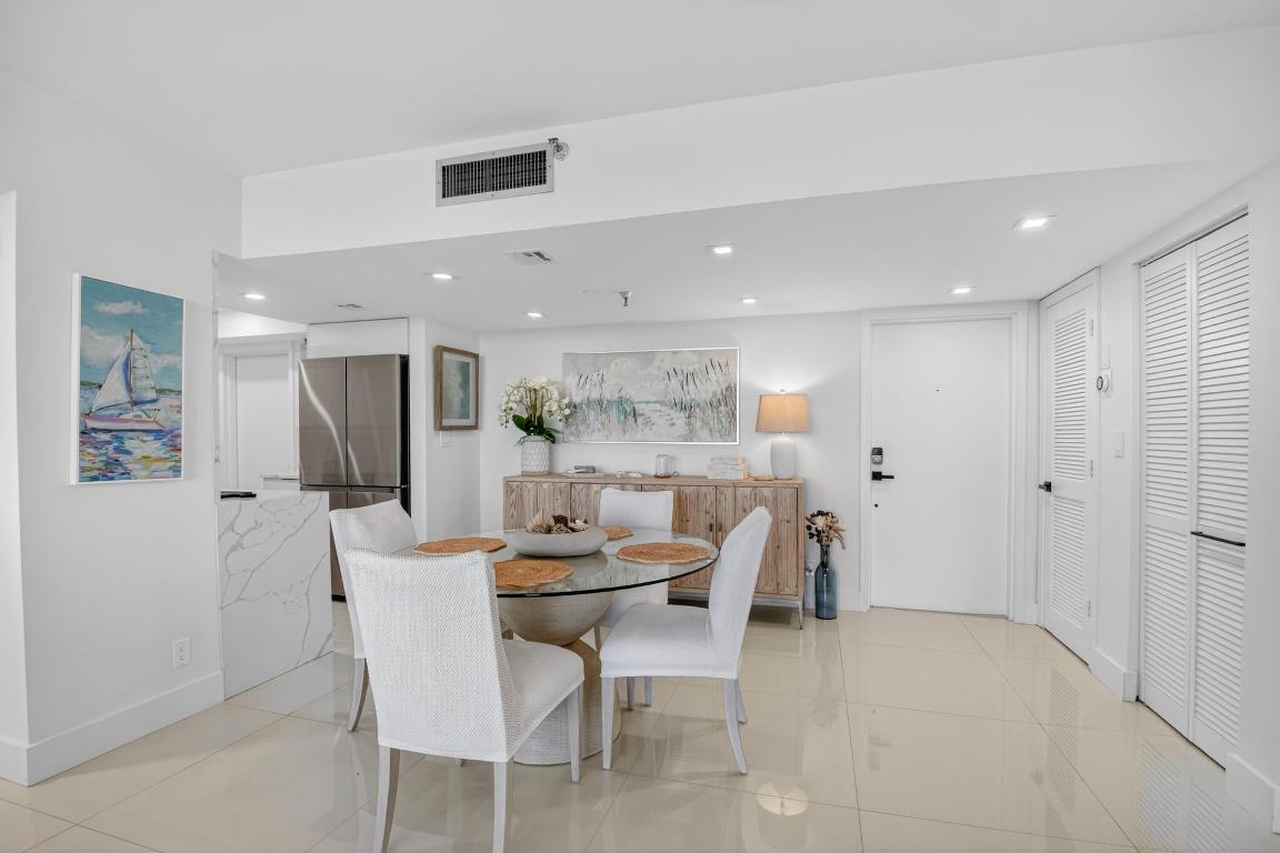 6815 Willow Wood #4083, Boca Raton FL 33434