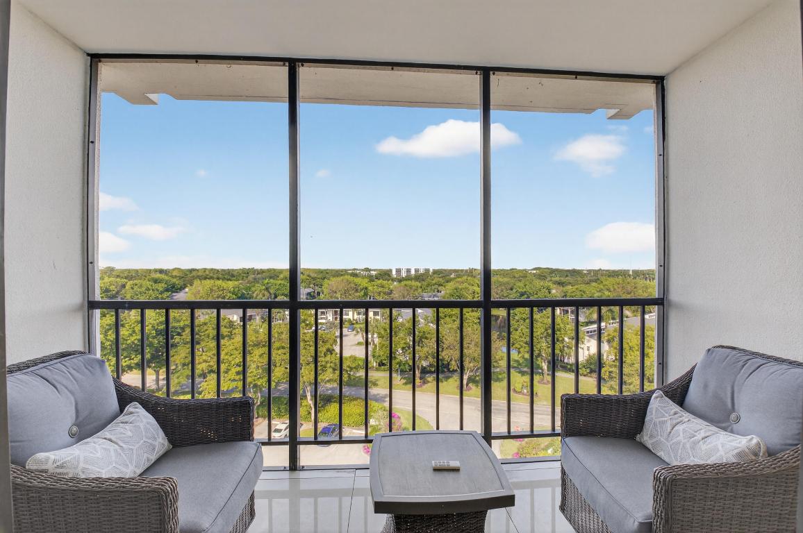 6815 Willow Wood #4083, Boca Raton FL 33434