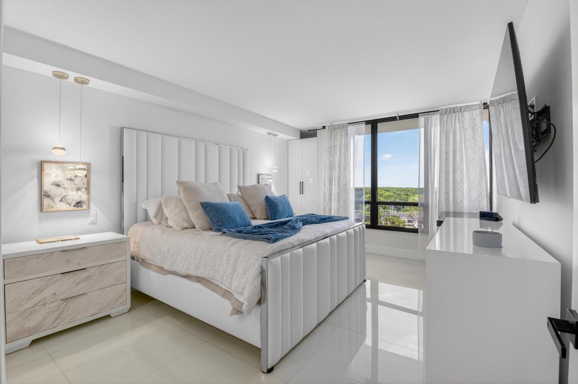 6815 Willow Wood #4083, Boca Raton FL 33434