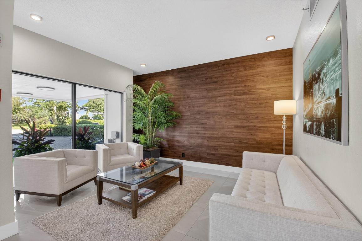 6815 Willow Wood #4083, Boca Raton FL 33434