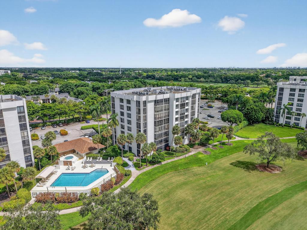 6815 Willow Wood #4083, Boca Raton FL 33434